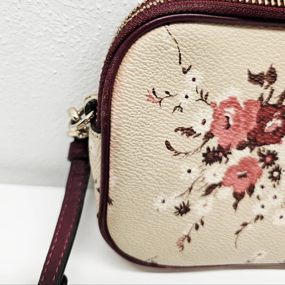 Coach Sadie Crossbody Clutch With Floral Bundle Print Crossbody Style No. 67087 - Picture 13 of 14